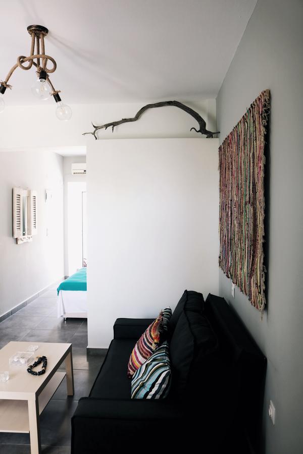 Esperida Rooms & Studios Amoopi Exterior photo
