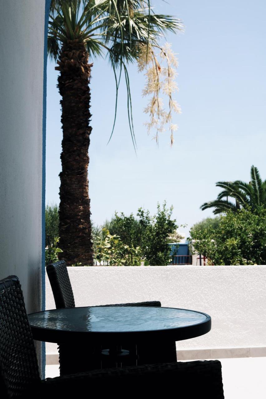 Esperida Rooms & Studios Amoopi Exterior photo